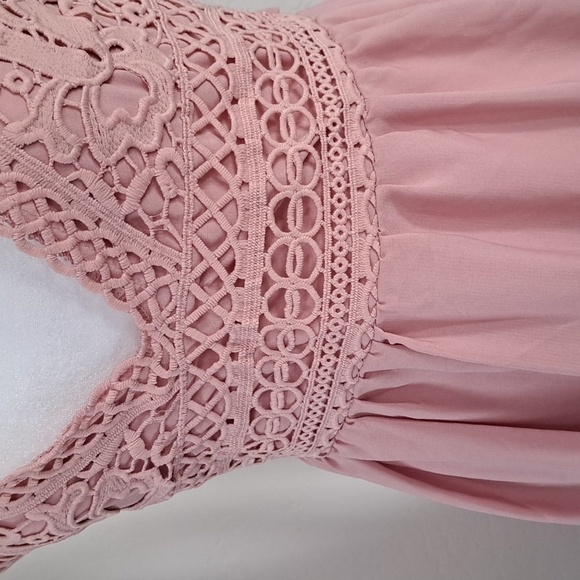 Women's Dress Floral Crochet Mini Cami Dress Size Large Color Dusty Rose NWOT - Picture 10 of 13